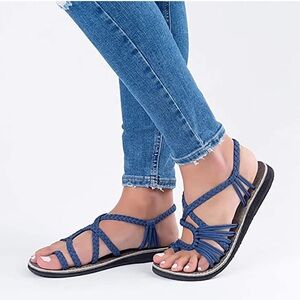 Plaka handwoven sandals size 8. New